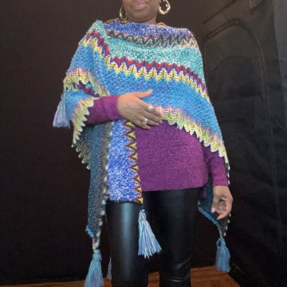 Autumn Cape /wrap With Tassel- color NEON - Picture 6 of 7